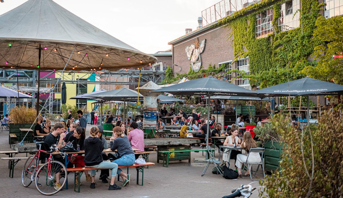 Ketelhuisplein terrace Ketelhuis where people socialise over drinks