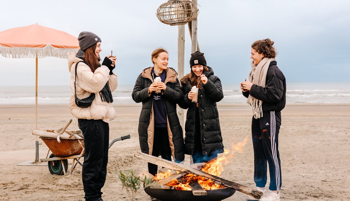 Winter on the beach in Zandvoort NIUS Beach House Photo Studio Zandvoort